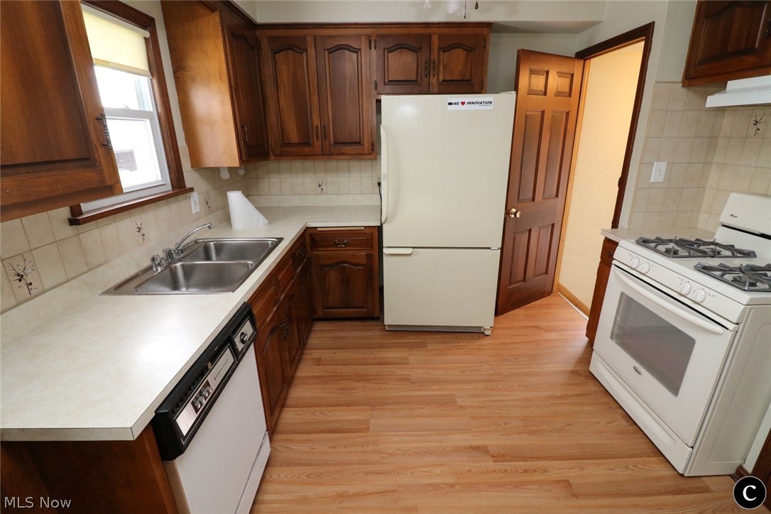 6442 Keltonshire Road Parma, OH 44129 - Photo 5 of 22 Gallery Image 5