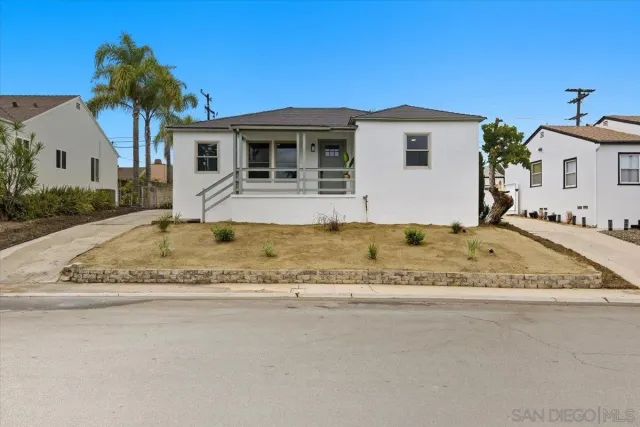 a view of a house with a outdoor space