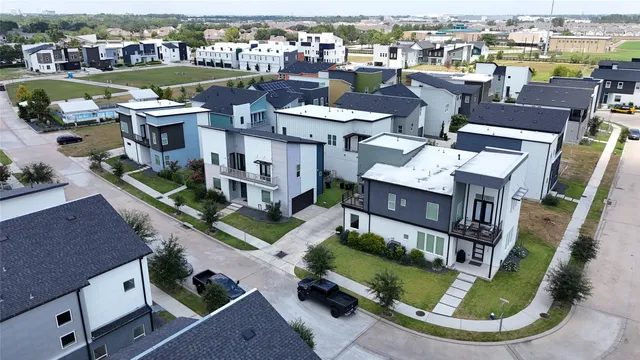 $499,900 | 9805 Hope Harbor Lane, Houston, TX 77080