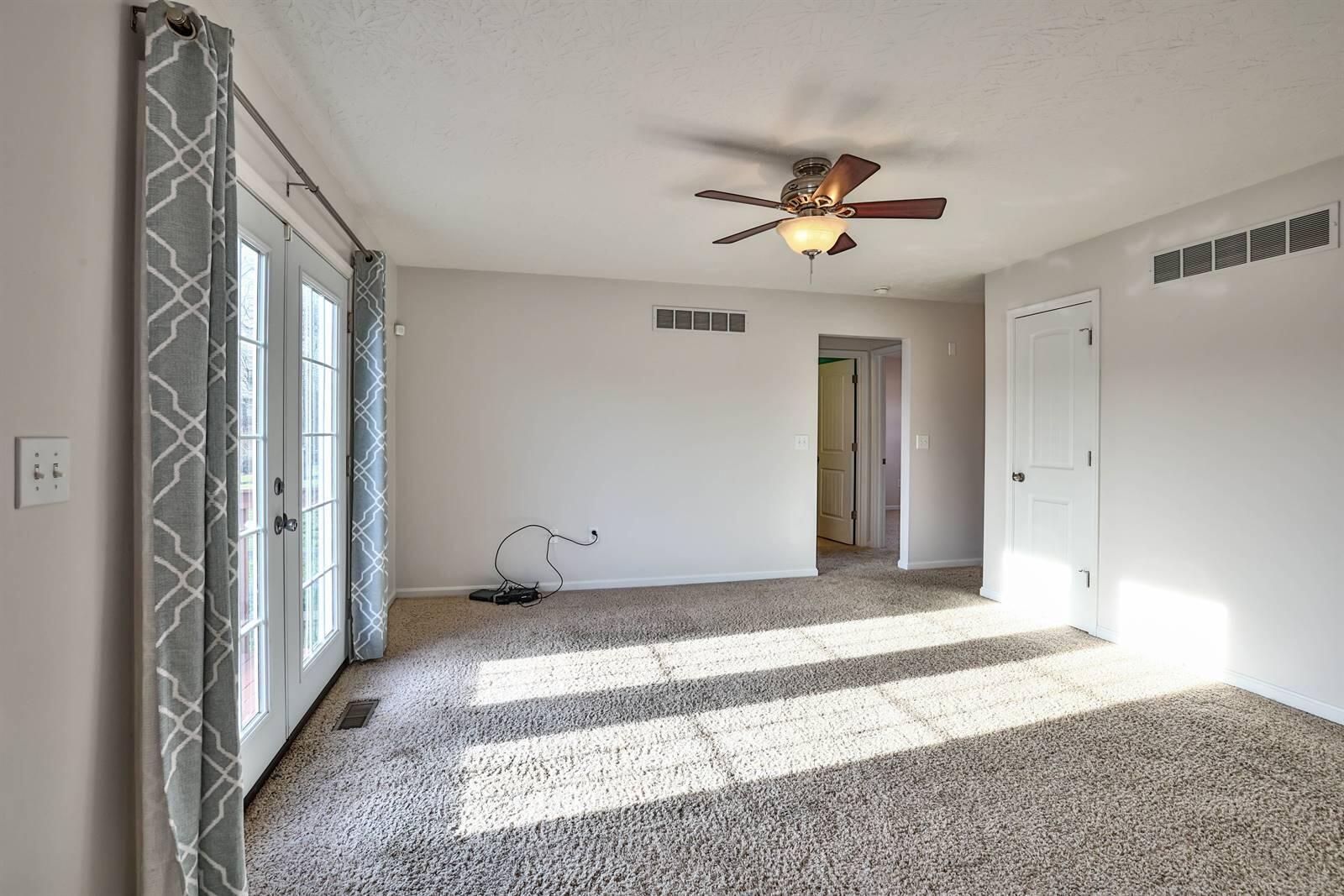 1609 Raintree Court Elsmere, KY 41018 - Photo 8 of 43 Gallery Image 8