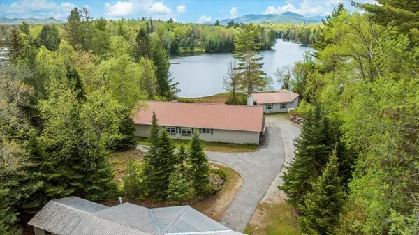 $665,000 | 107 Rustic Roost Lane, Indian Lake, NY 12842