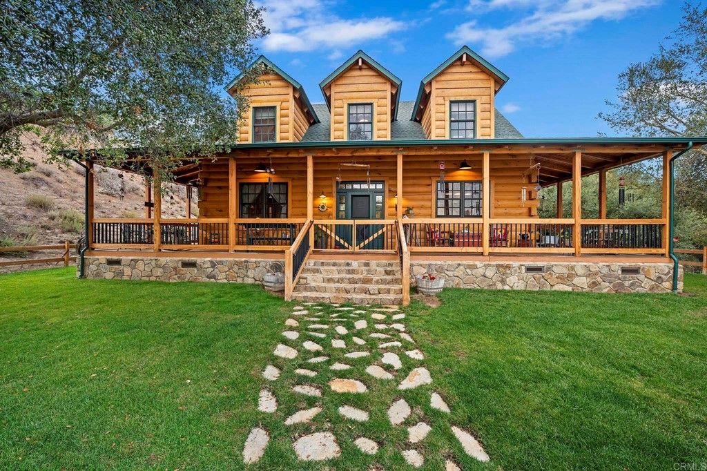 4443 La Canada Road Fallbrook, CA 92028 - Photo 1 of 1 front view of a house with a yard