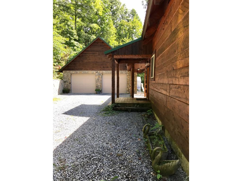 8131 George Riner Road Pound, VA 24279 - Photo 21 of 36 Photo 21