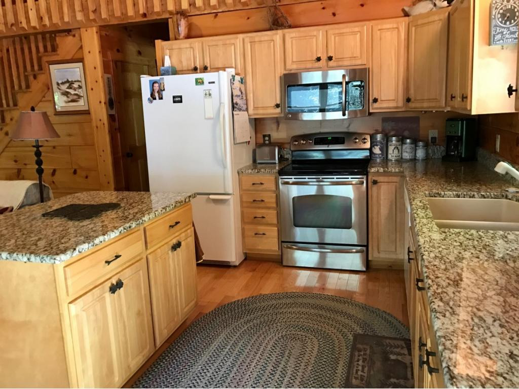 8131 George Riner Road Pound, VA 24279 - Photo 6 of 36 Kitchen