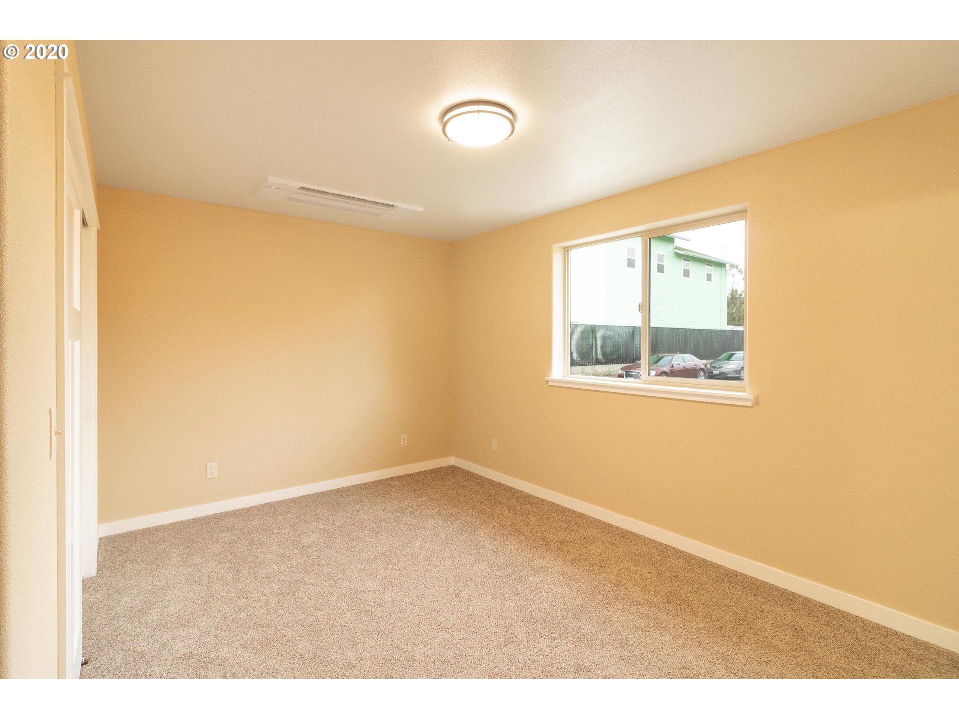 5139 Southwest Grange Road Roseburg, OR 97471 - Photo 9 of 18