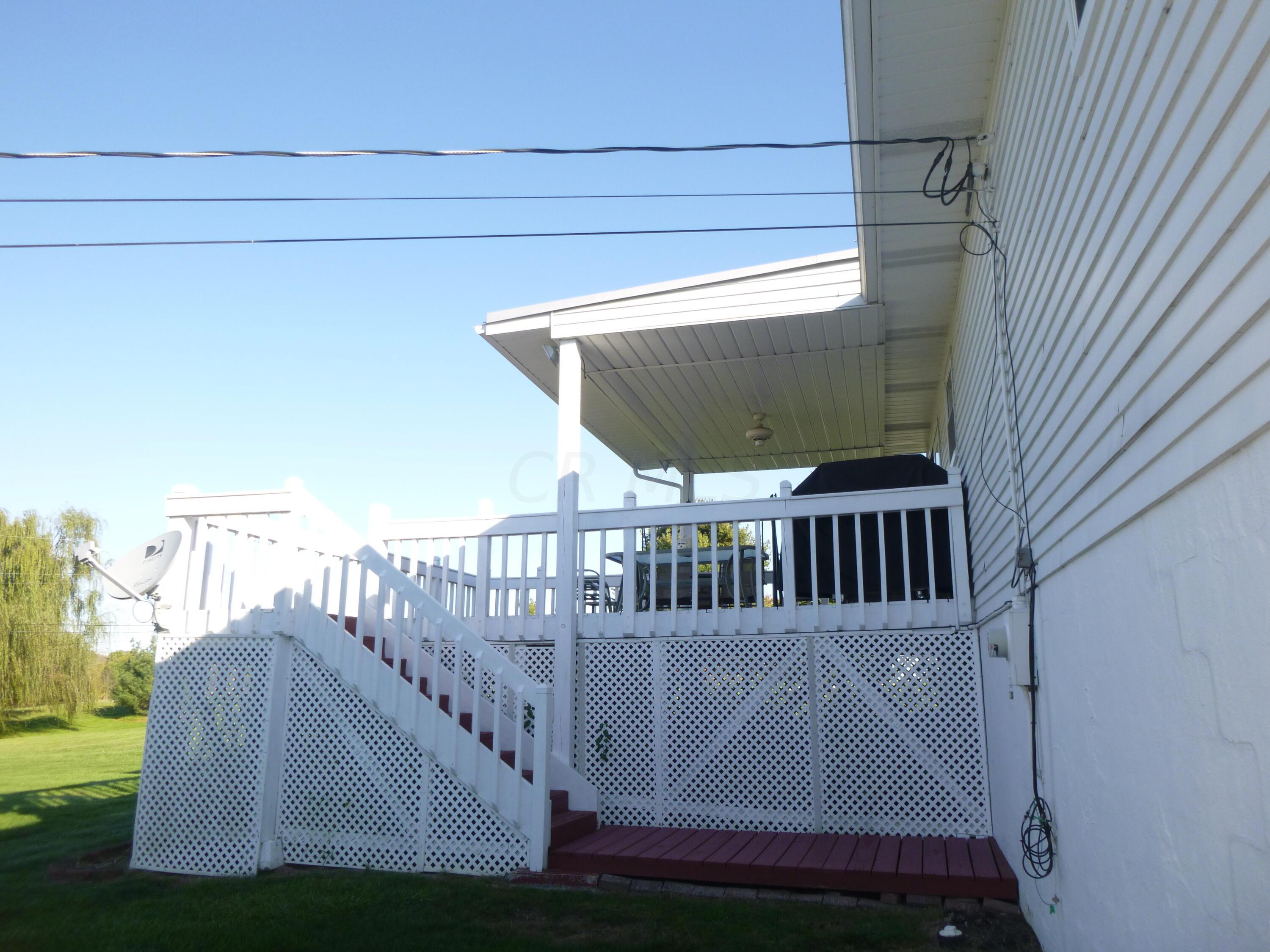 378 Overdrive Road Newark, OH 43056 - Photo 3 of 20 Gallery Image 3