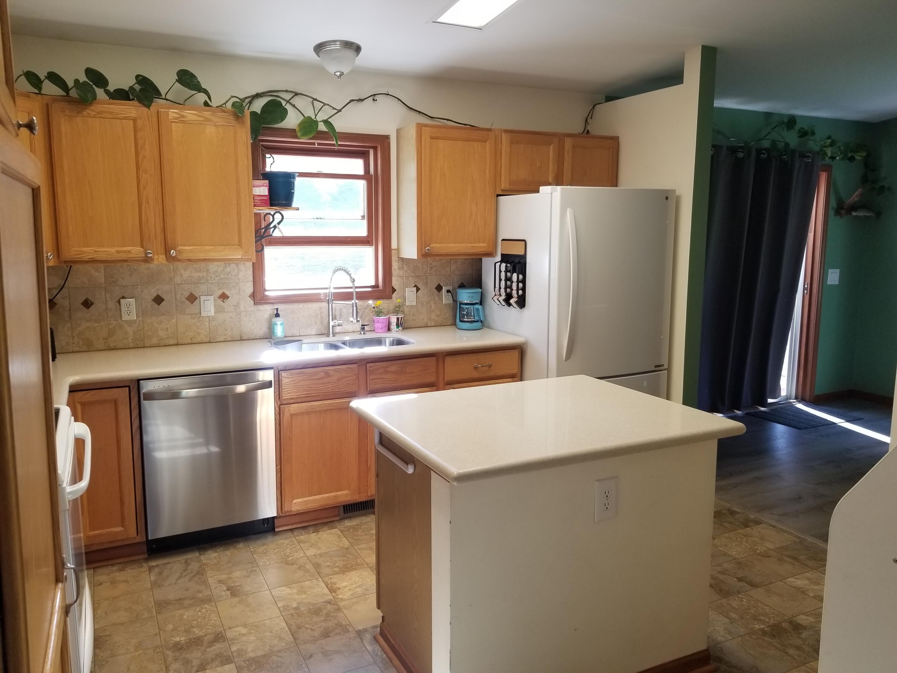 6553 Gould Road Saranac, MI 48881 - Photo 8 of 43 20220516_090940