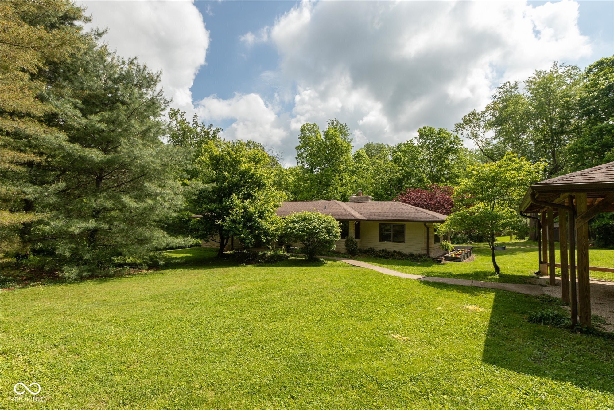 1332 North Russell Road Bloomington, IN 47408 - Photo 2 of 30 Gallery Image 2