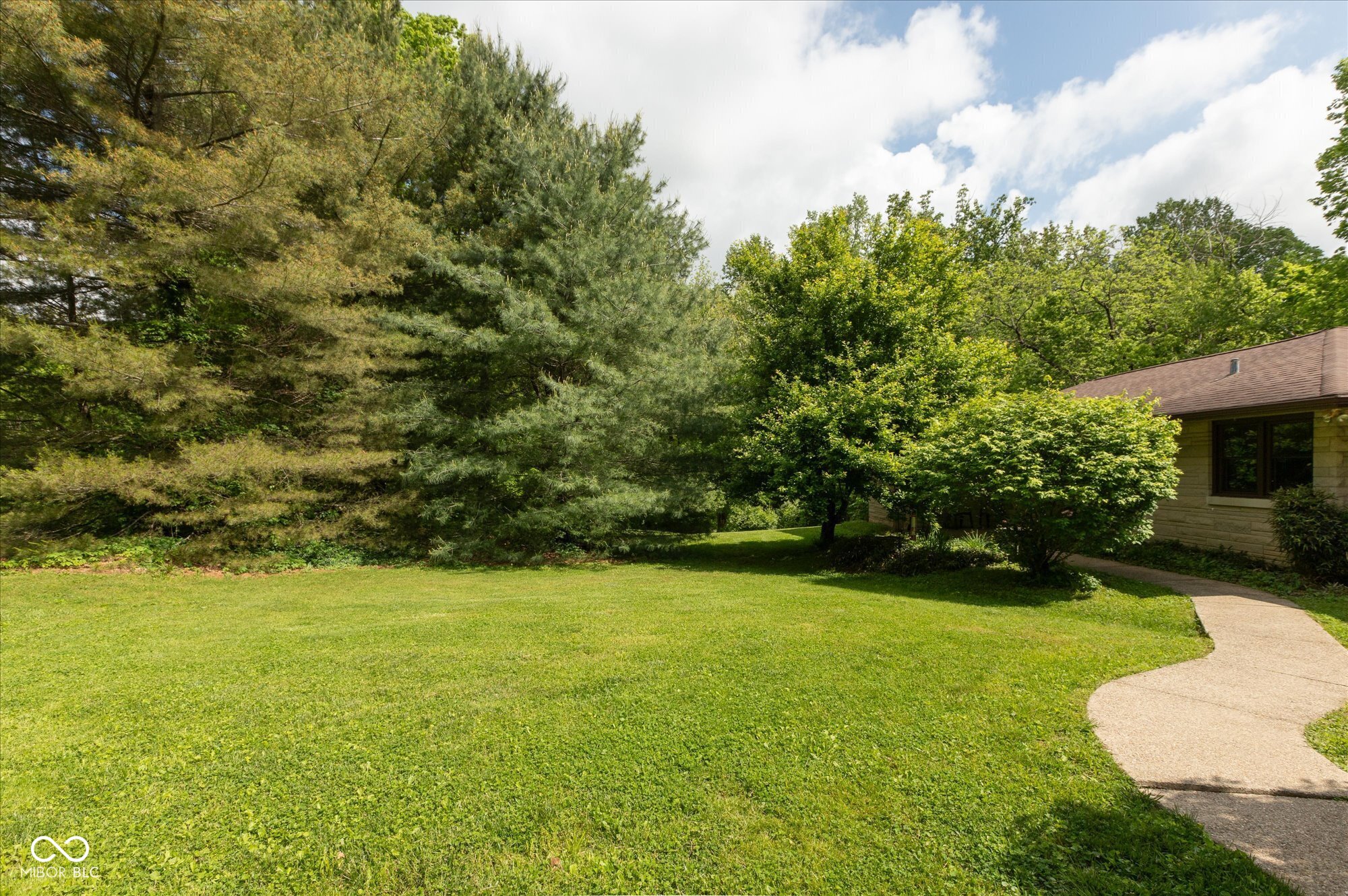 1332 North Russell Road Bloomington, IN 47408 - Photo 21 of 30 Gallery Image 21