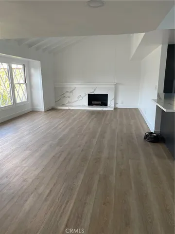 a view of a livingroom with a fireplace