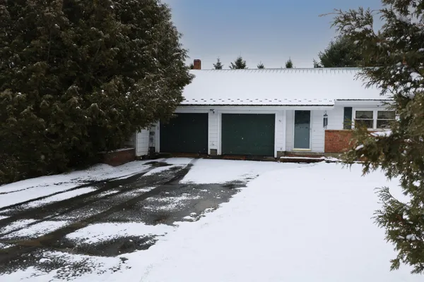 $397,000 | 91 Vail Circle, Lyndon, VT 05851