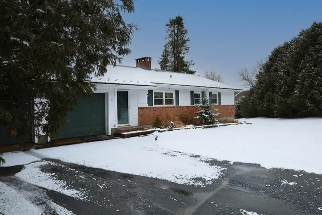 $397,000 | 91 Vail Circle, Lyndon, VT 05851