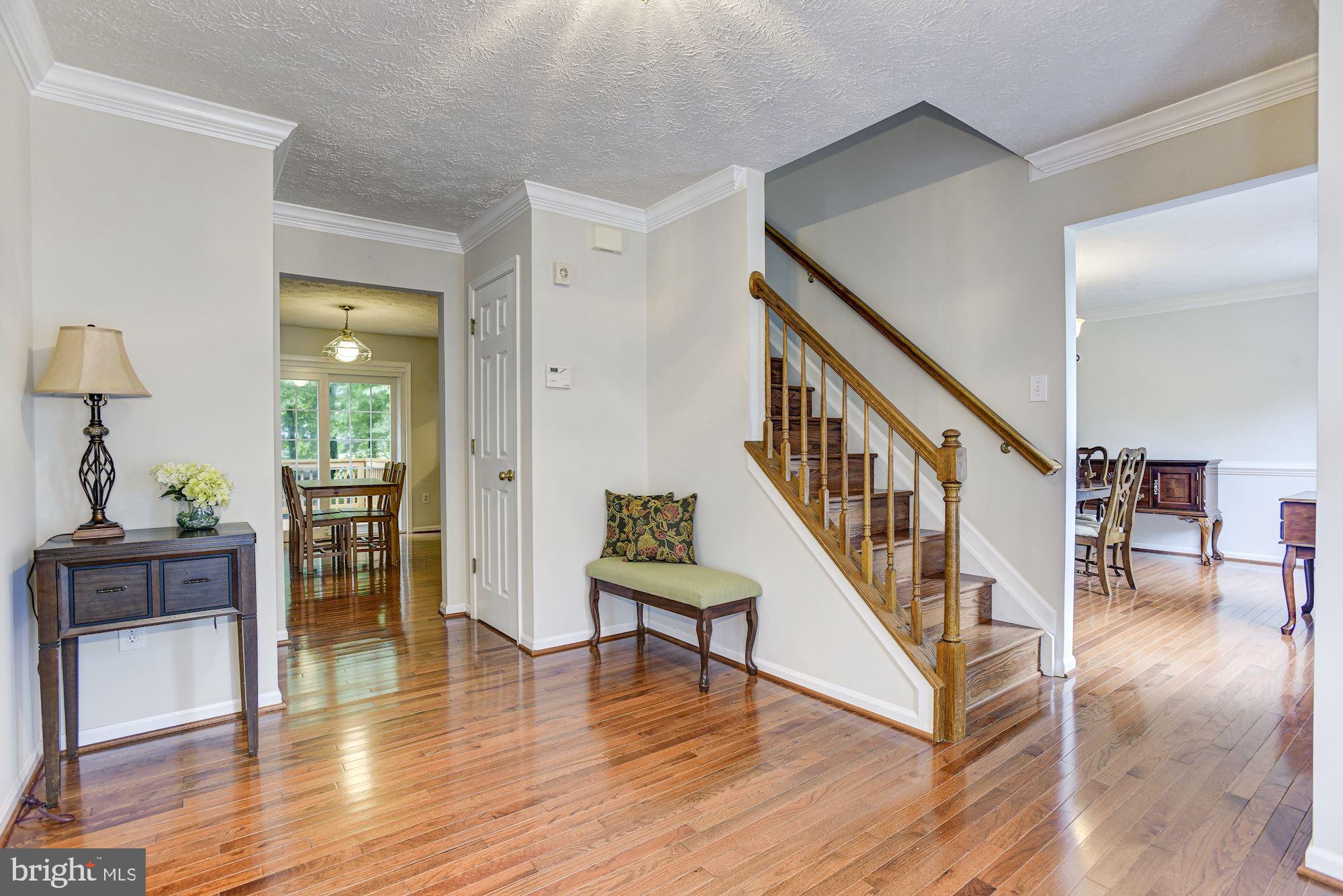 6249 Martin Road Columbia, MD 21044 - Photo 3 of 37 Foyer