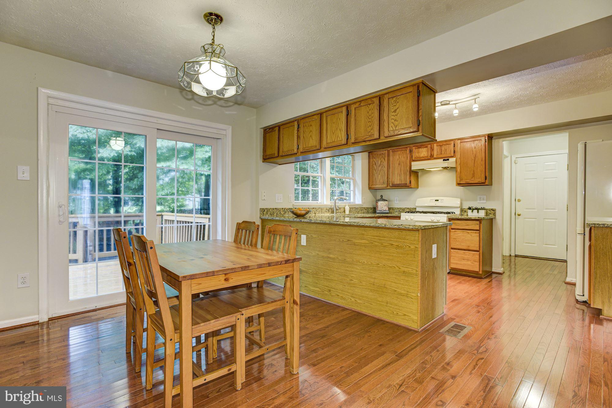6249 Martin Road Columbia, MD 21044 - Photo 8 of 37 Kitchen