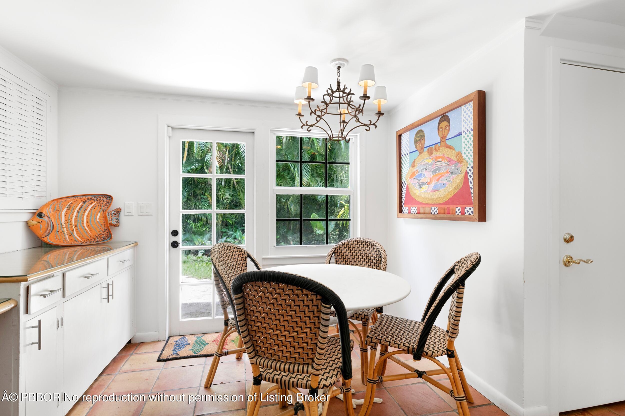 285 Orange Grove Road Palm Beach, FL 33480 - Photo 15 of 31 Breakfast Area