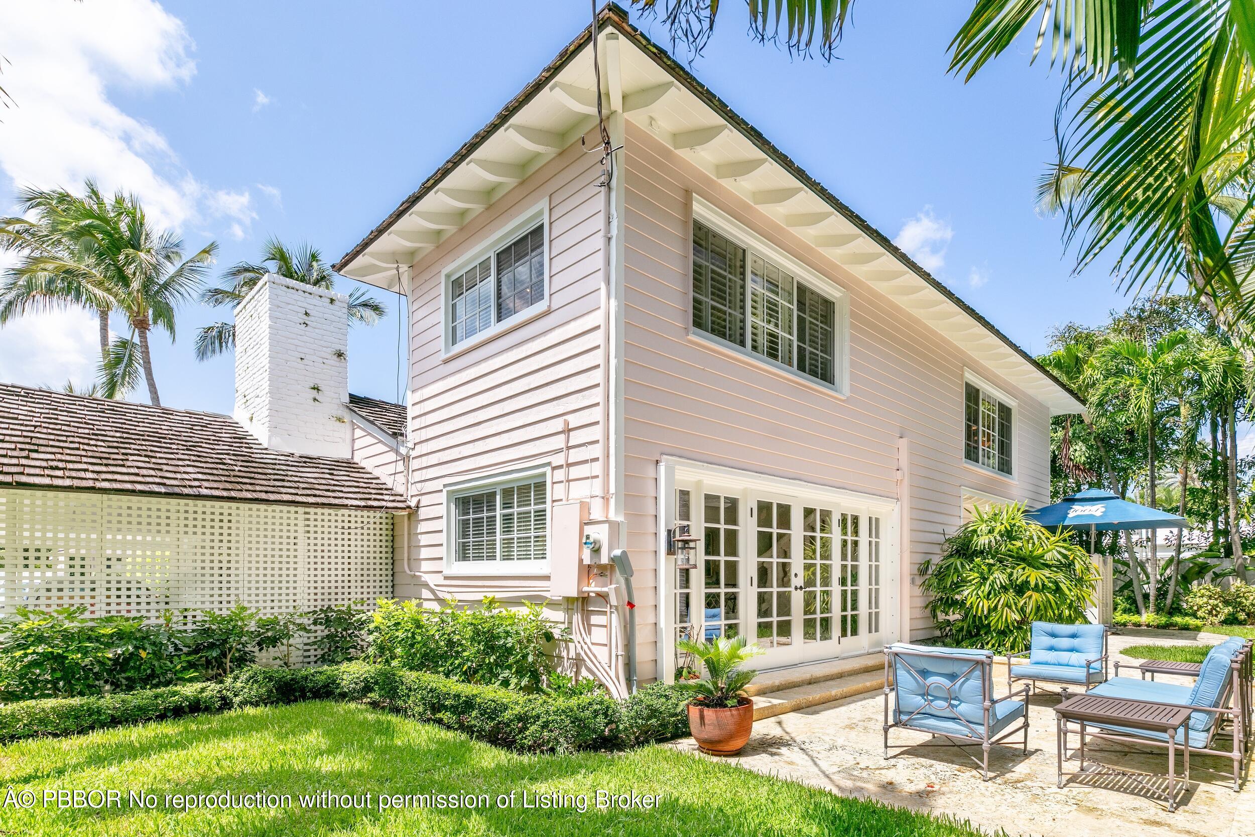 285 Orange Grove Road Palm Beach, FL 33480 - Photo 31 of 31 Patio