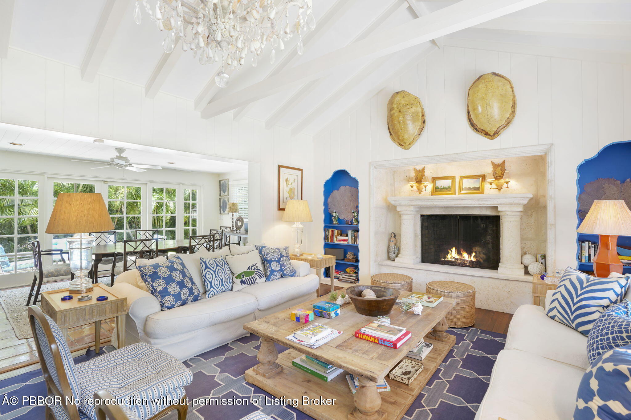 285 Orange Grove Road Palm Beach, FL 33480 - Photo 8 of 31 Living Room