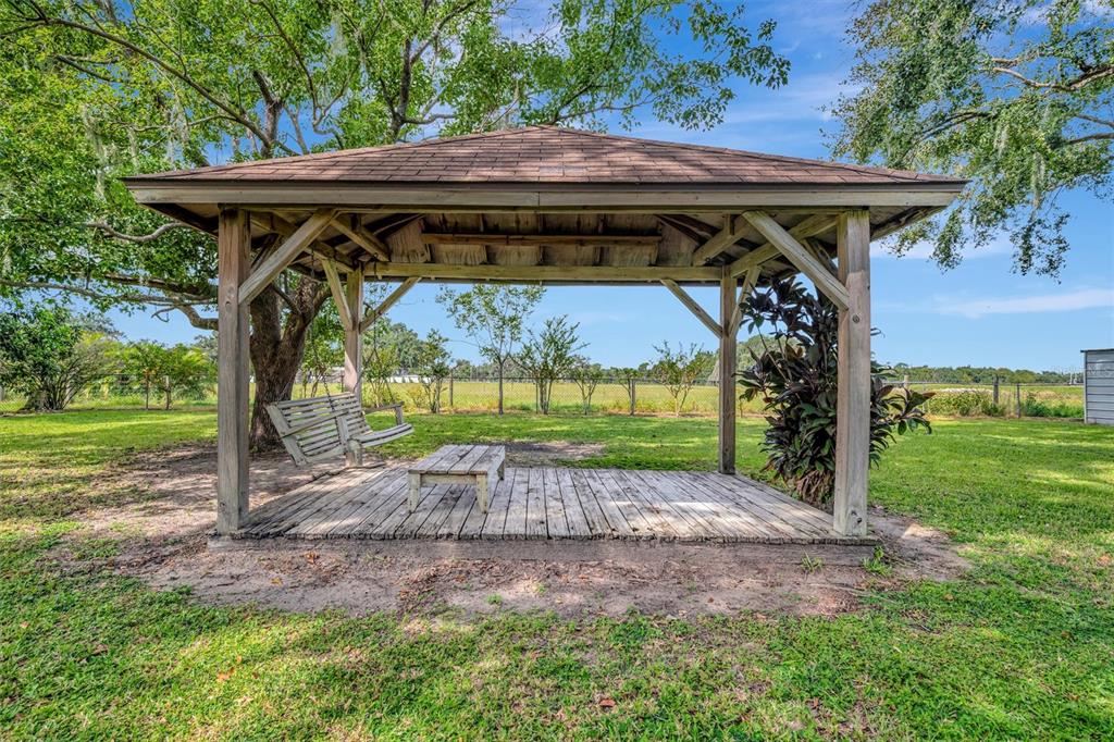 7015 Spears Road Plant City, FL 33567 - Photo 43 of 77 a view of outdoor space