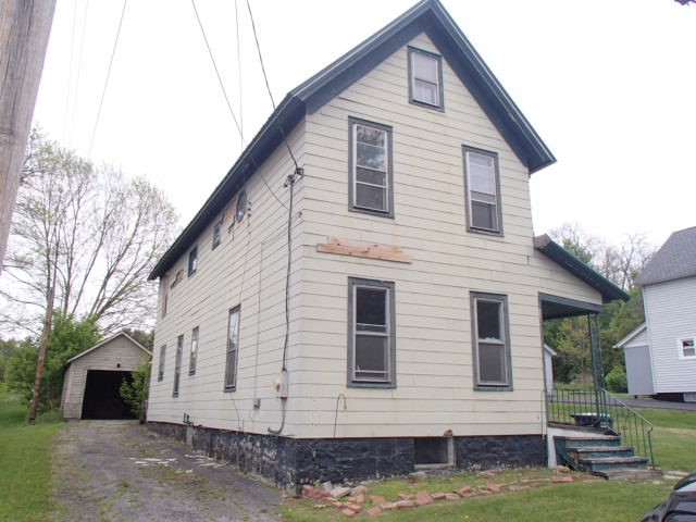 10 Rochester Street Fort Johnson, NY 12070 - Photo 2 of 12 Gallery Image 2