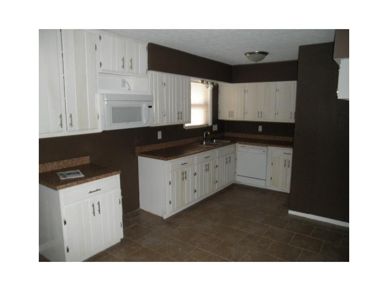 245 North High School Road Indianapolis, IN 46214 - Photo 3 of 11 Gallery Image 3