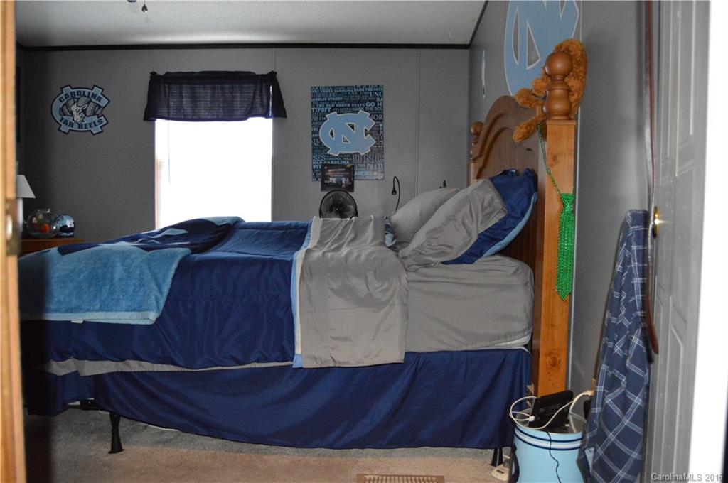 157 Falconview Road Lincolnton, NC 28092 - Photo 12 of 20 Gallery Image 12