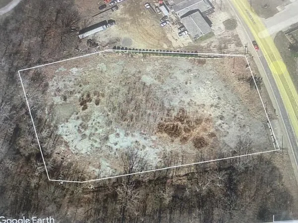 $299,999 | 18550 Harbor Country Drive, New Buffalo, MI 49117