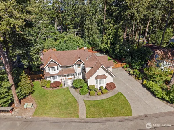 $1,075,000 | 11401 Madera Circle Southwest, Lakewood, WA 98499