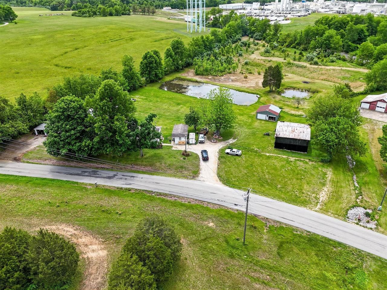 839 Locust Grove Road Elizabethtown, KY 42701 - Photo 14 of 32 Gallery Image 14