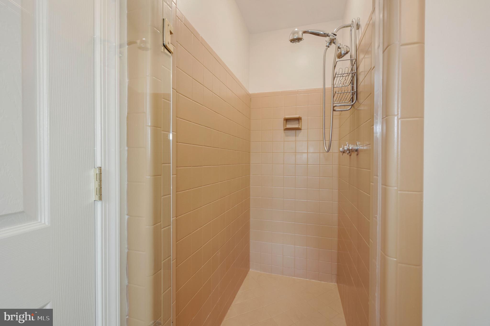 3402 Saul Road Kensington, MD 20895 - Photo 26 of 54 First Floor Bath