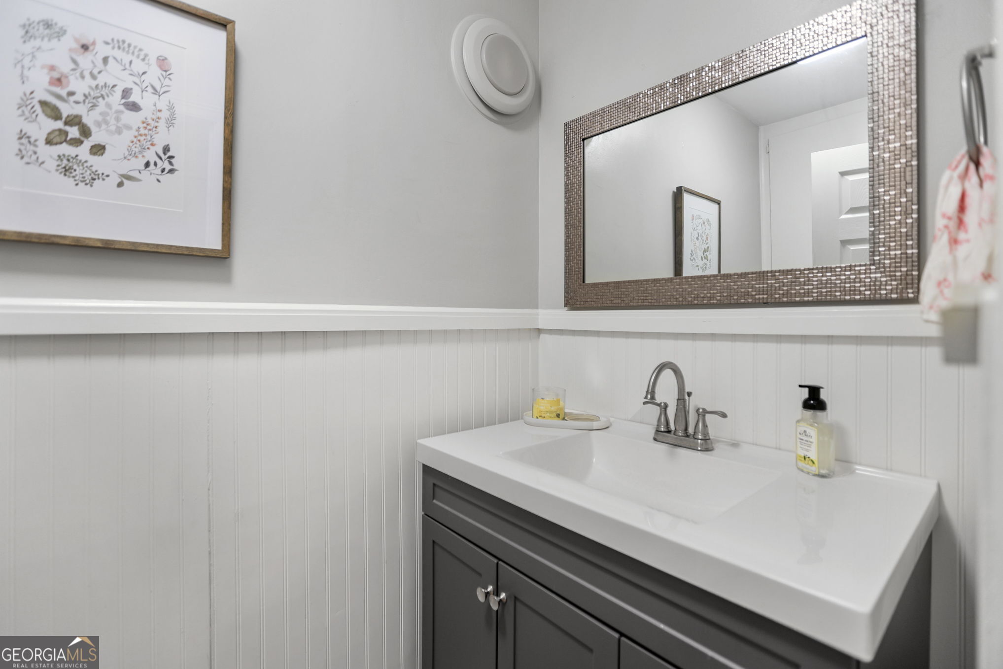 420 Ridgecrest Road LaGrange, GA 30240 - Photo 29 of 48 a bathroom with a sink and a mirror
