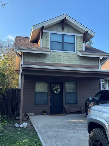 $2,000 | 1400 North N Cuernavaca Drive, Unit B, Austin, TX 78733