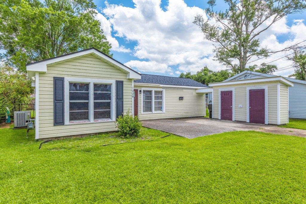 1228 California Street Lake Charles, LA 70607 - Photo 2 of 14