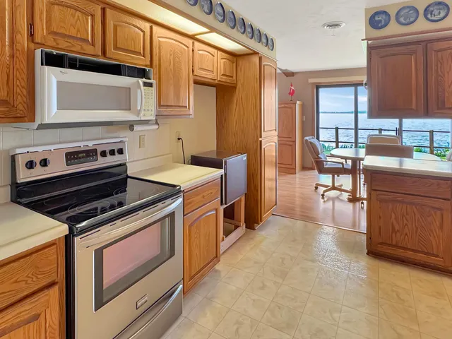 $650,000 | 1787 Willmac Lane, Tyler, MN 56178