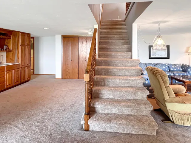 $650,000 | 1787 Willmac Lane, Tyler, MN 56178