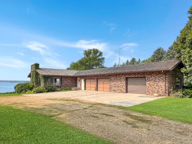 $650,000 | 1787 Willmac Lane, Tyler, MN 56178