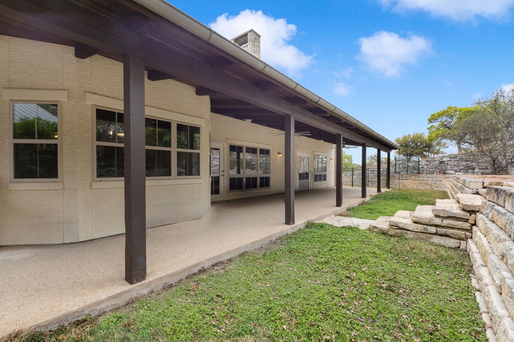 116 Homestead Park Comfort, TX 78013 - Photo 13 of 57