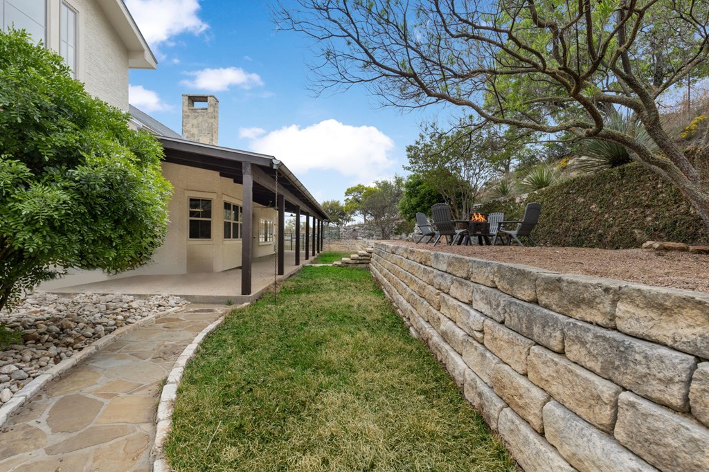 116 Homestead Park Comfort, TX 78013 - Photo 14 of 57