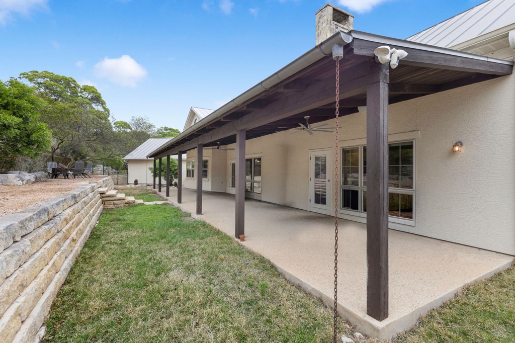 116 Homestead Park Comfort, TX 78013 - Photo 16 of 57