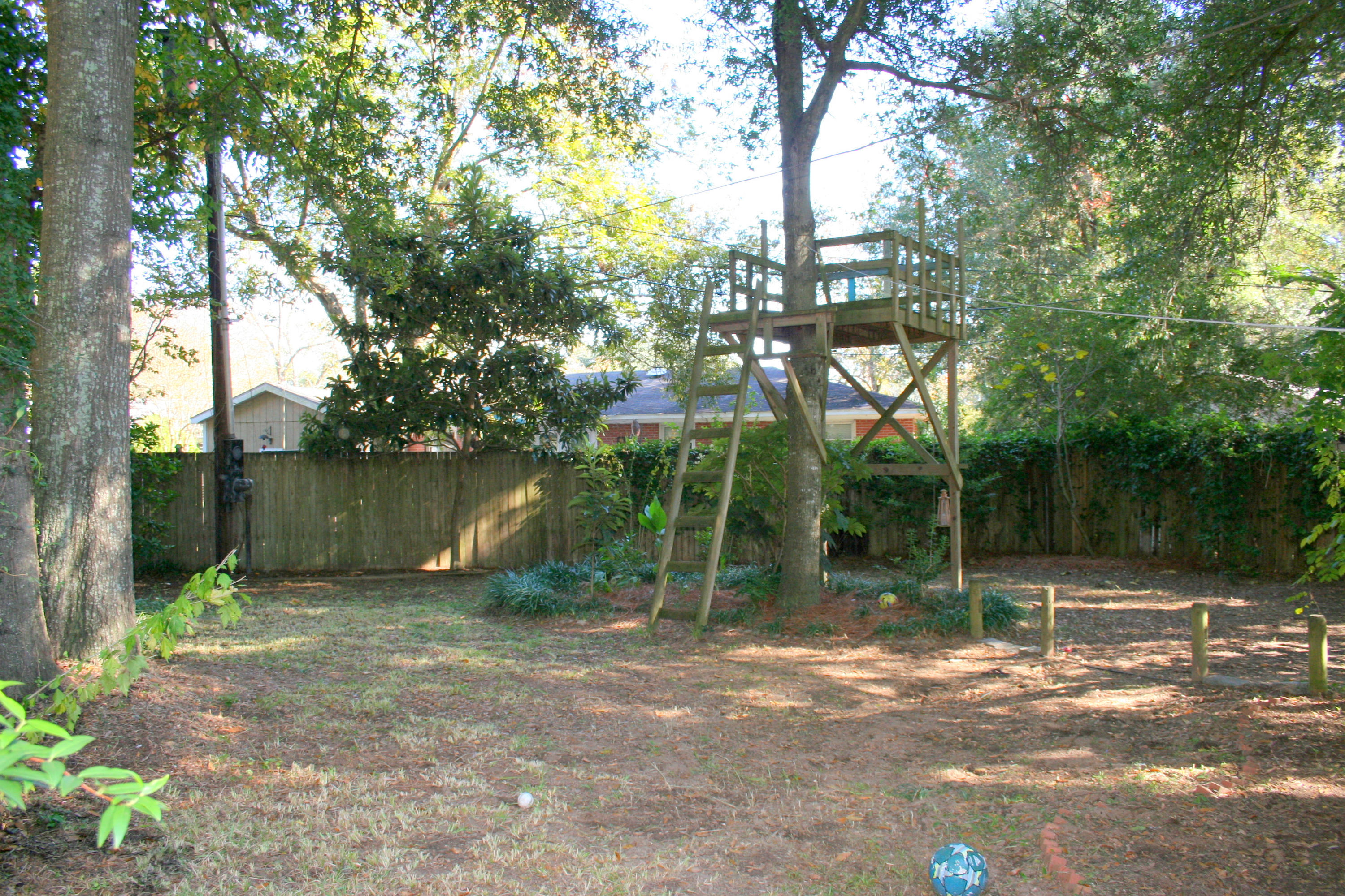 1038 Secessionville Road Charleston, SC 29412 - Photo 3 of 23
