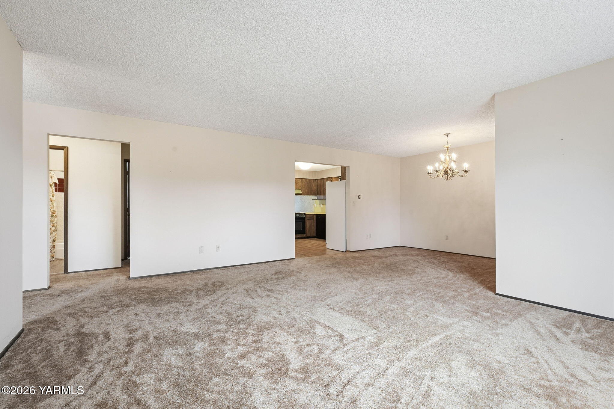 5901 Barge Street, Unit 43 Yakima, WA 98908 - Photo 7 of 22 a view of empty room