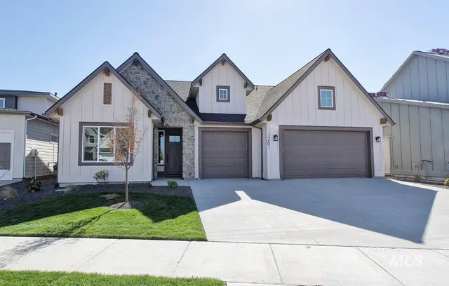 $699,900 | 1261 East Andes Drive, Kuna, ID 83642
