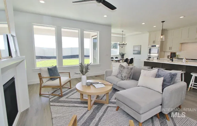 $699,900 | 1261 East Andes Drive, Kuna, ID 83642