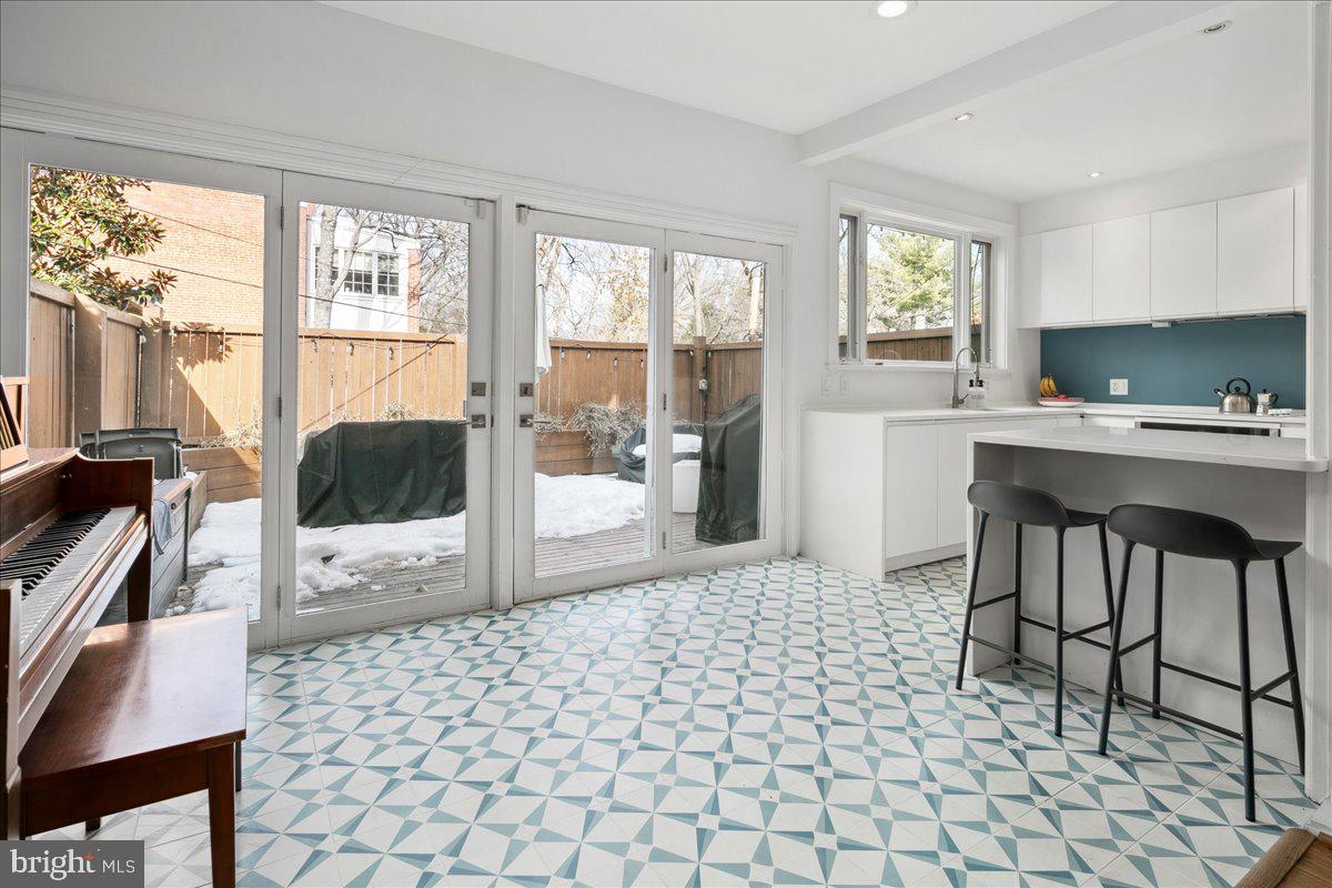 2017 Klingle Road Northwest Washington, DC 20010 - Photo 18 of 50