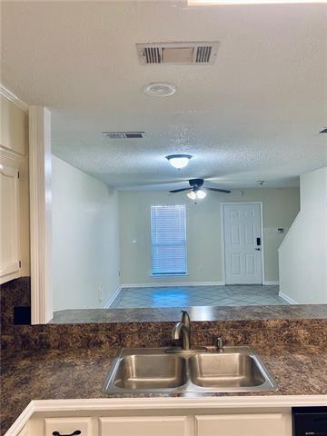 14570 Honeysuckle Street, Unit 159 Hammond, LA 70401 - Photo 10 of 38