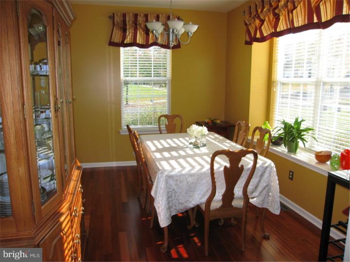 24 Country Road Perkasie, PA 18944 - Photo 4 of 16 Dining Room