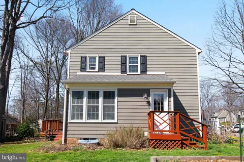 $580,000 | 15478 Golf Club Drive, Dumfries, VA 22025