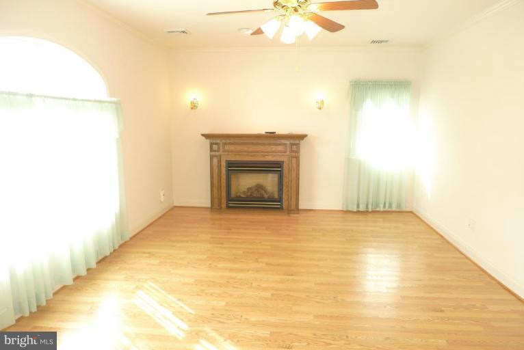 701 Security Road Hagerstown, MD 21740 - Photo 3 of 12 Family Room #2
