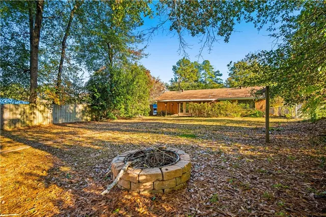 $150,000 | 102 Holly Street, Pineville, LA 71360