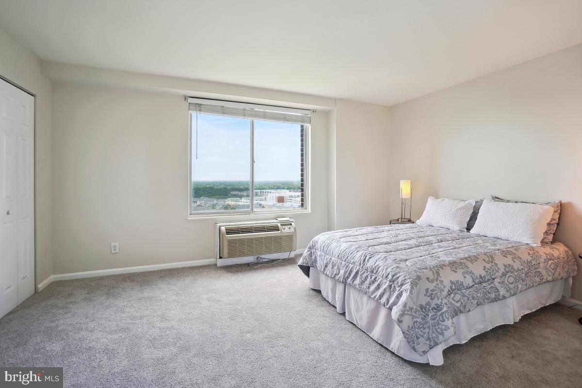 9701 Fields Road, Unit 1208 Gaithersburg, MD 20878 - Photo 16 of 29 Bedroom