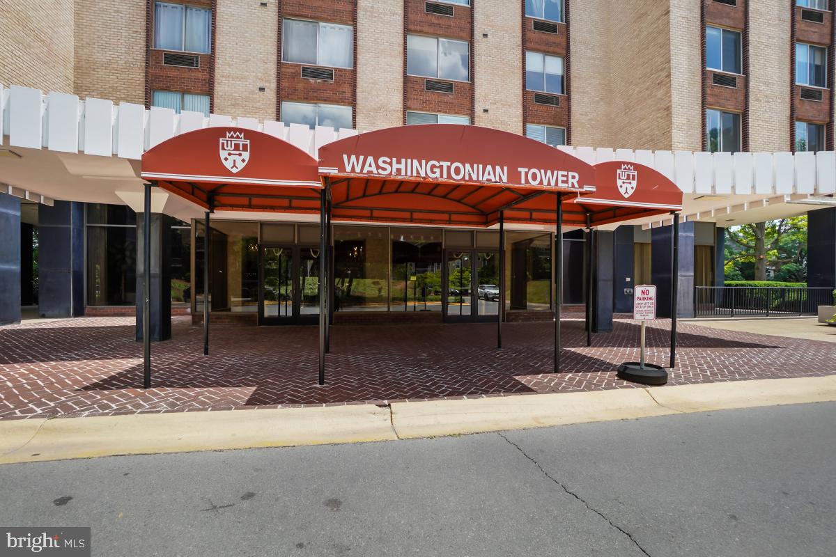 9701 Fields Road, Unit 1208 Gaithersburg, MD 20878 - Photo 3 of 29